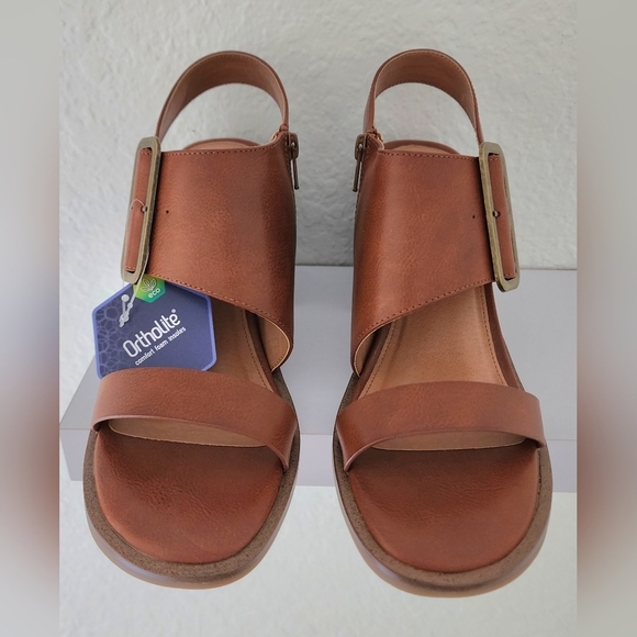 Sonoma Goods For Life® Long Buckle NIB Women's Block Heeled Sandals. Size 9 - Picture 13 of 14